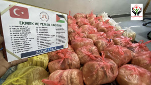 توزيع الخبز على الأسر المحتاجة شمال غزة بالتعاون مع Gönül Köprüsü Derneği